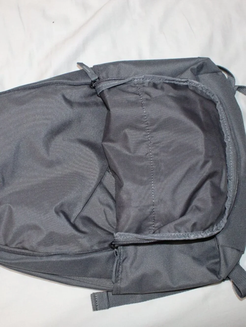 Nike Elemental 2.0 Backpack Grey